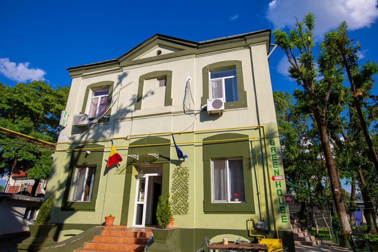 Green House Bucharest Exterior photo